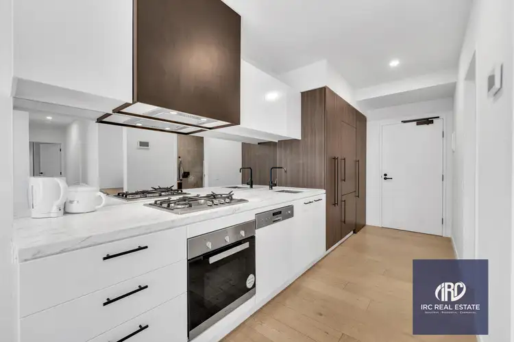 2401/864 Blackburn Road, Clayton VIC 3168