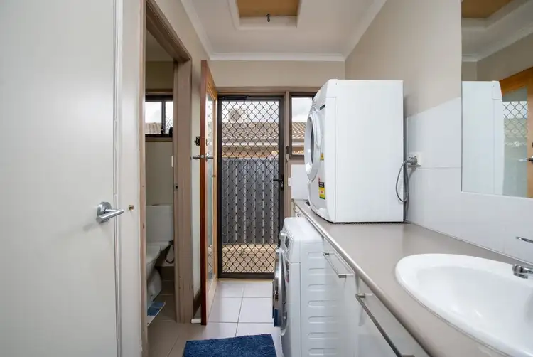 Third view of Homely house listing, 2/406 Schubach Street, East Albury NSW 2640
