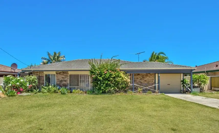 Main view of Homely house listing, 5 Hopkins Place, Waikiki WA 6169