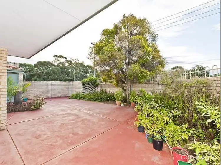 Fifth view of Homely villa listing, 1/15 Summer Place, Thornlie WA 6108