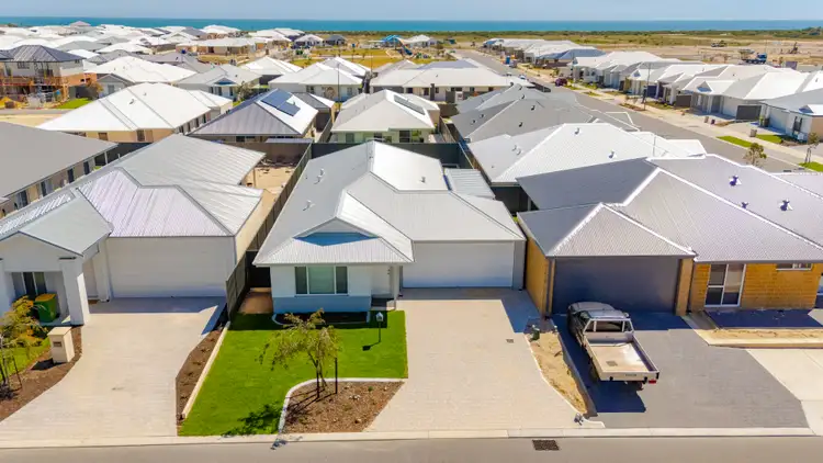 52 Angalore Road, Madora Bay WA 6210