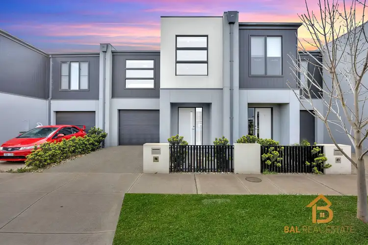 53 Ambien Crescent, Strathtulloh VIC 3338