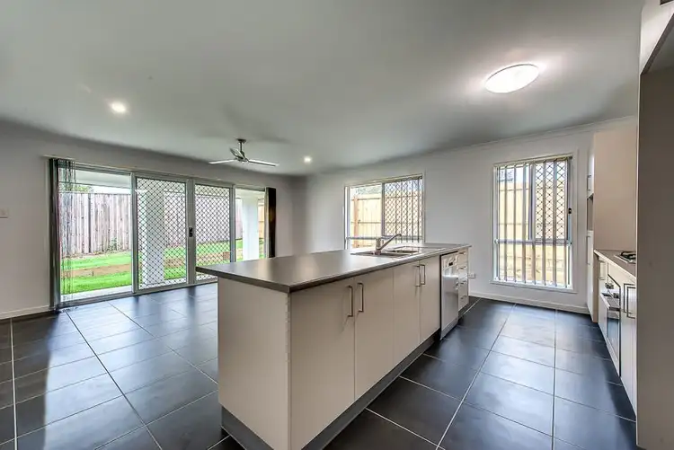 Second view of Homely house listing, 10 Berkshire Pl, Heathwood QLD 4110