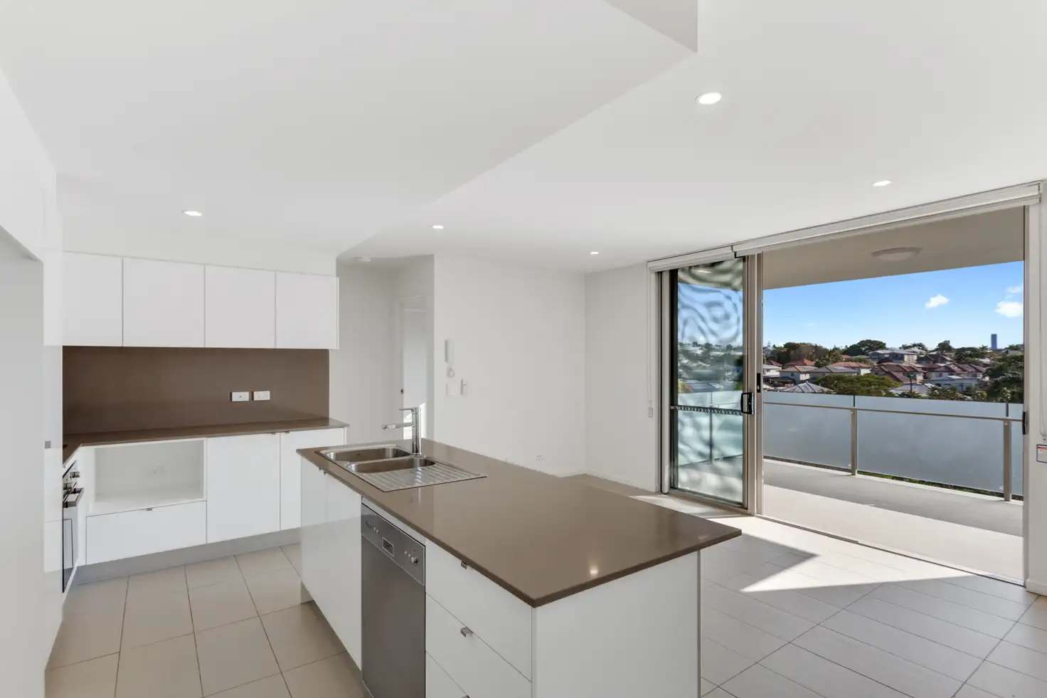 Main view of Homely apartment listing, 21/1049 Wynnum Road, Cannon Hill QLD 4170