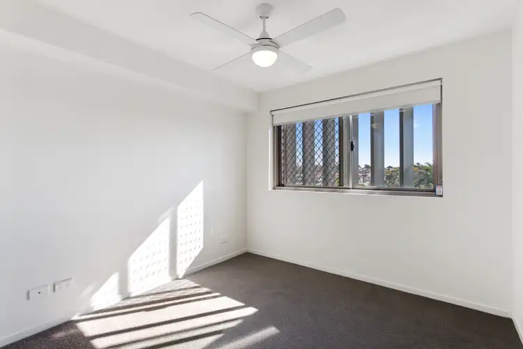 Third view of Homely apartment listing, 21/1049 Wynnum Road, Cannon Hill QLD 4170