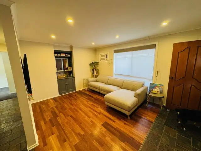 Second view of Homely house listing, 2/43 Grace St, St Albans VIC 3021