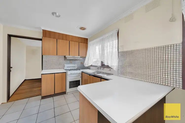 Sixth view of Homely house listing, 6 Garry Court, Kings Park VIC 3021