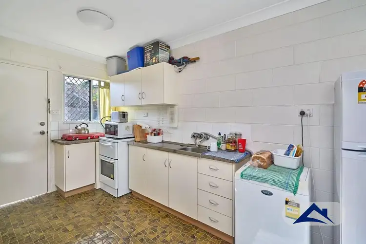 Fifth view of Homely unit listing, 4/10-12 Curtin Street, Westcourt QLD 4870