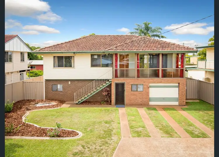 8 Plateau Parade, Bray Park QLD 4500