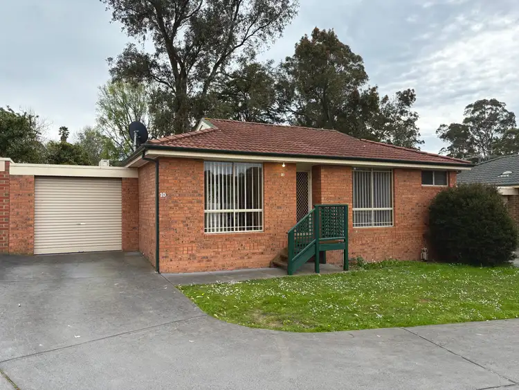 10/3 Gumleaf Place, Drouin VIC 3818
