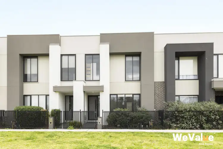 13 Buckleys Walk, Mickleham VIC 3064