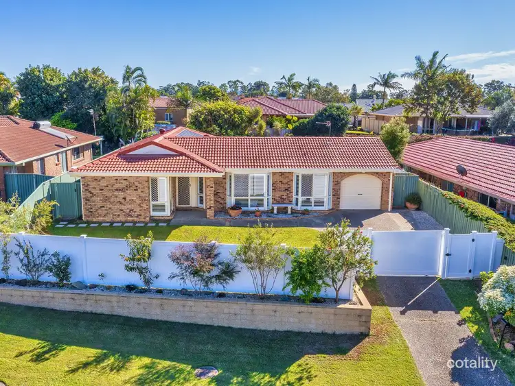 48 Clubhouse Drive, Arundel QLD 4214