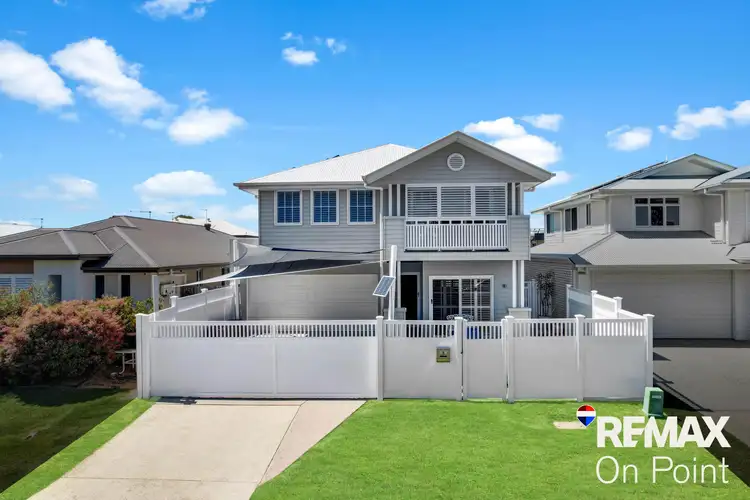 15 Simon Street, Victoria Point QLD 4165