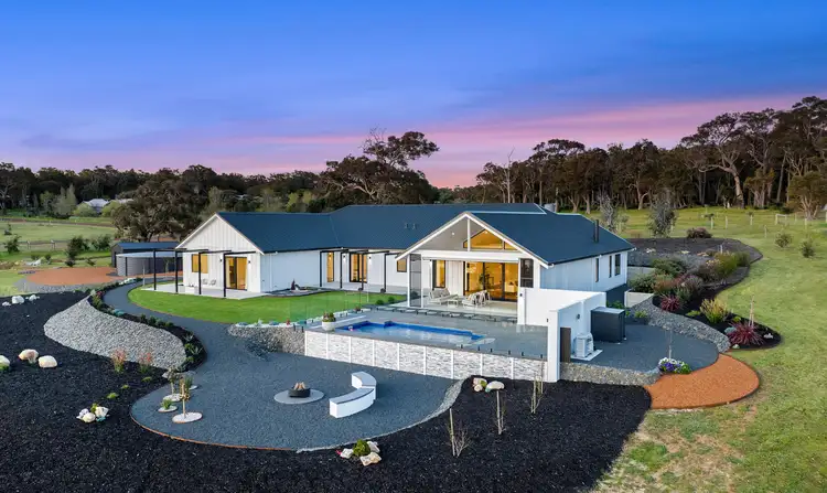 24 Sonning Loop, Yallingup WA 6282