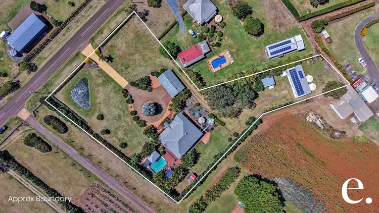 292 Seaview Road, Qunaba QLD 4670