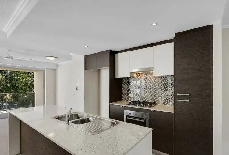 12/154 Musgrave Avenue, Southport QLD 4215