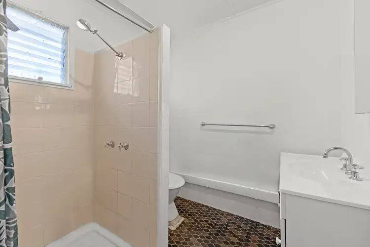 Sixth view of Homely unit listing, 5/39 Sunset Boulevard, Surfers Paradise QLD 4217
