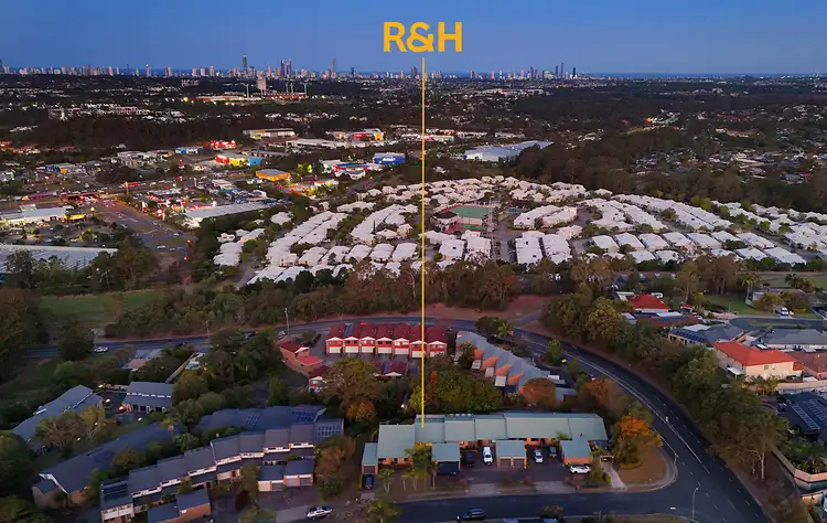 Second view of Homely villa listing, 8/5 Balfour Crescent, Highland Park QLD 4211