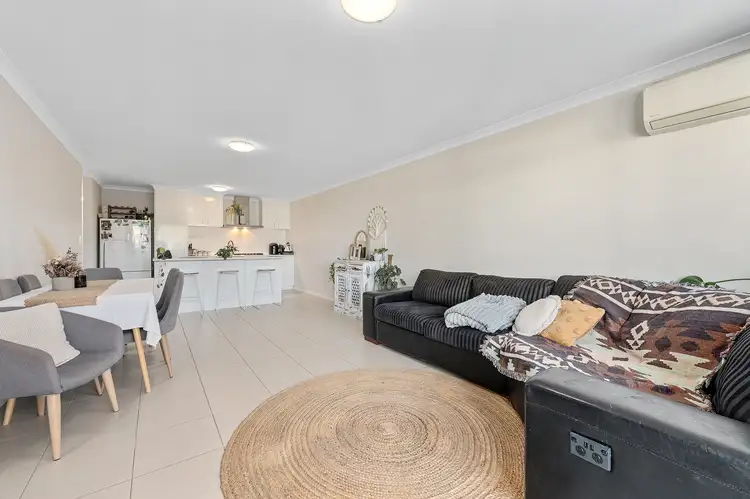Second view of Homely house listing, 10/2 Horsham Crescent, Harrisdale WA 6112