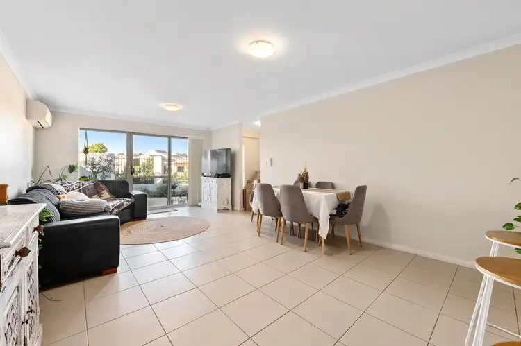 Third view of Homely house listing, 10/2 Horsham Crescent, Harrisdale WA 6112