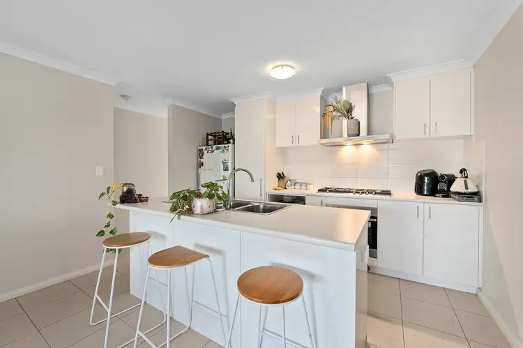 Sixth view of Homely house listing, 10/2 Horsham Crescent, Harrisdale WA 6112