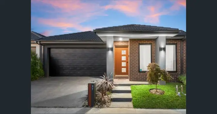 27 Bourbon Road, Cranbourne East VIC 3977