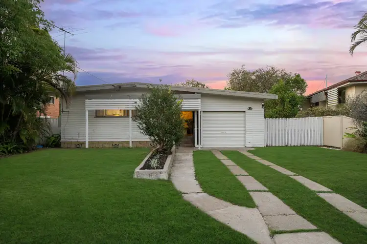 33 Caribbean Street, Keperra QLD 4054