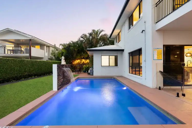 Second view of Homely house listing, 8 Seaspray Street, Thornlands QLD 4164