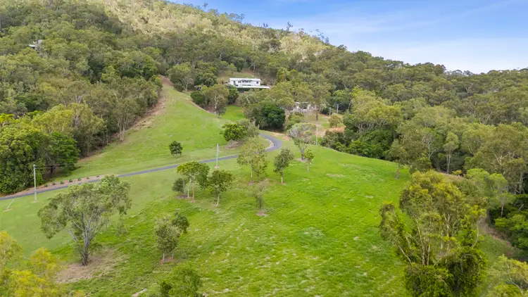 195 Howes Road, Farnborough QLD 4703