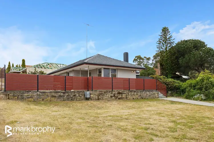 38 Redmond Road, Hamilton Hill WA 6163