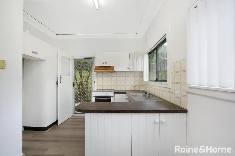 Second view of Homely house listing, 15 Clovelly Road, Hornsby NSW 2077