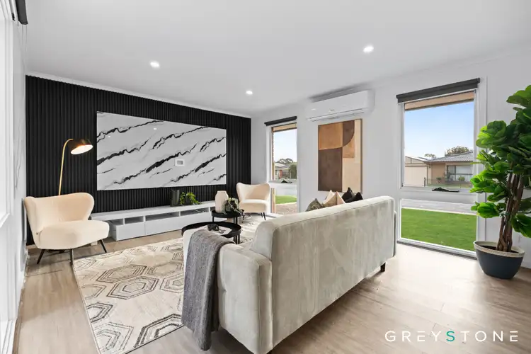 6 Christina Crescent, Kurunjang VIC 3337