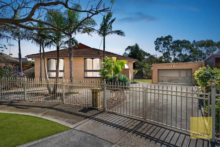 2 Tyne Close, Deer Park VIC 3023