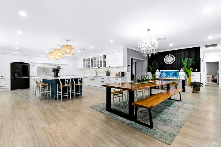 22 Mackay Drive, Tinana QLD 4650