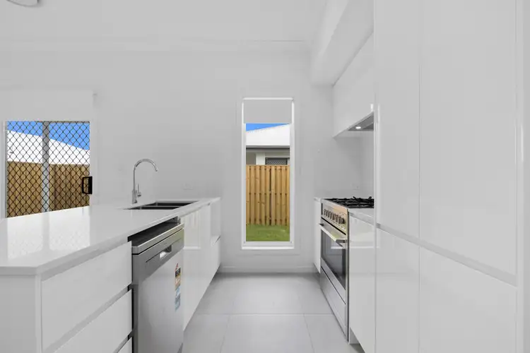 Second view of Homely house listing, 19 Wallace Way, Gleneagle QLD 4285