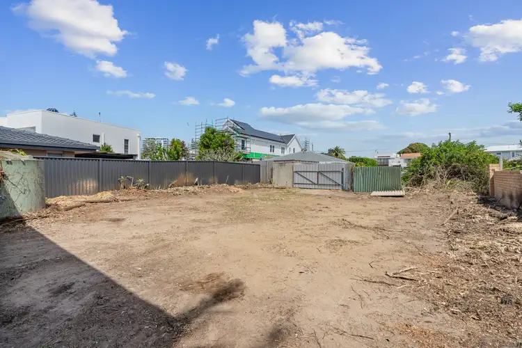 Fourth view of Homely house listing, 40 Verona Avenue, Isle of Capri QLD 4217
