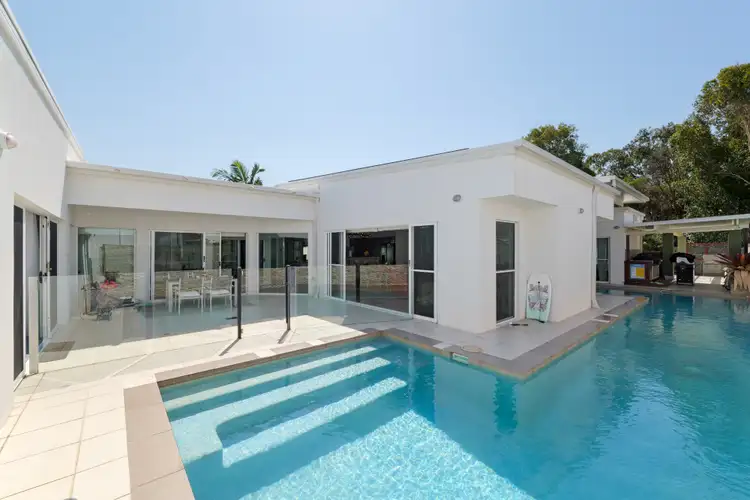 24 Oxford Parade, Pelican Waters QLD 4551