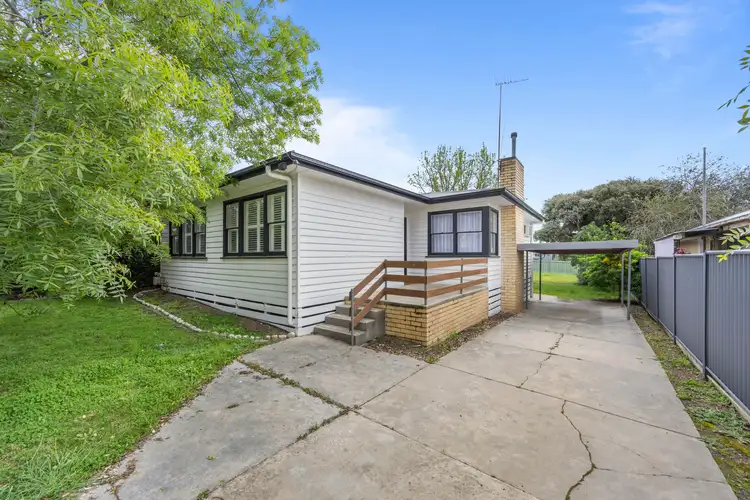 14 Truscott Street, Ararat VIC 3377