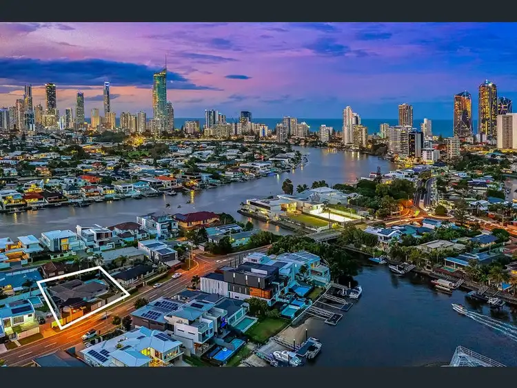 95 Monaco Street, Broadbeach Waters QLD 4218