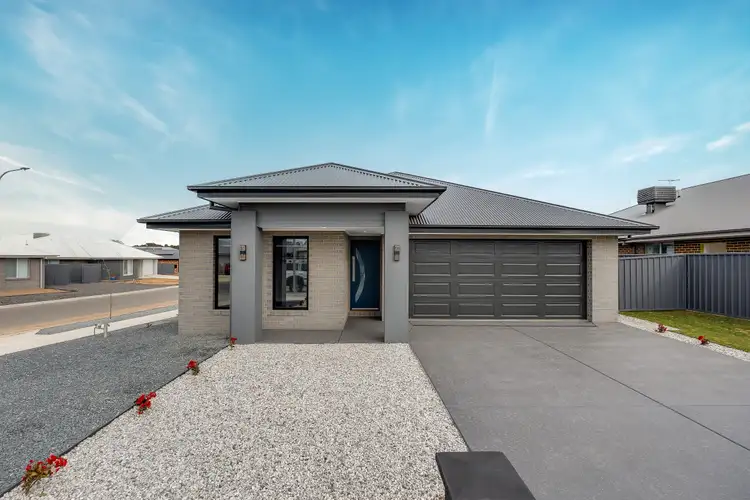 317 Brooklyn Drive, Thurgoona NSW 2640