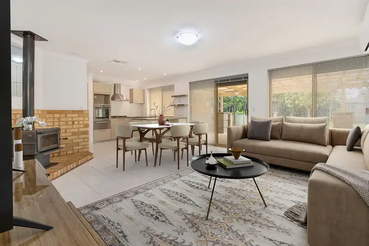 15 Naturaliste Grove, Ballajura WA 6066