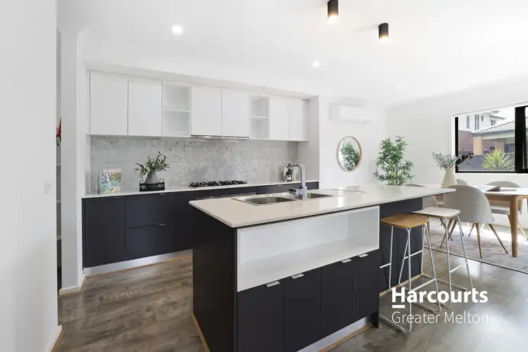 Fifth view of Homely house listing, 21 Huntsman Close, Tarneit VIC 3029