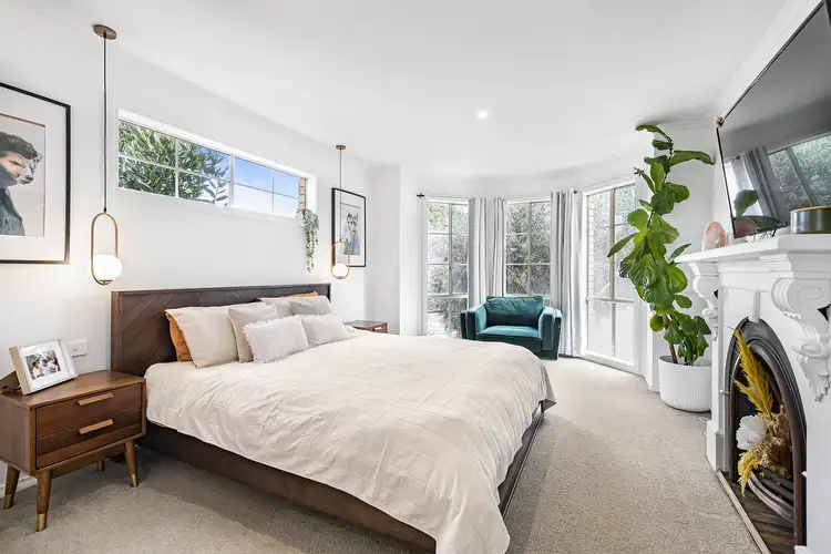 7 Counihan Avenue, Caroline Springs VIC 3023