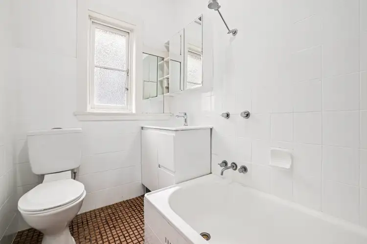 Fourth view of Homely apartment listing, 3/164 Old South Head Road, Bellevue Hill NSW 2023