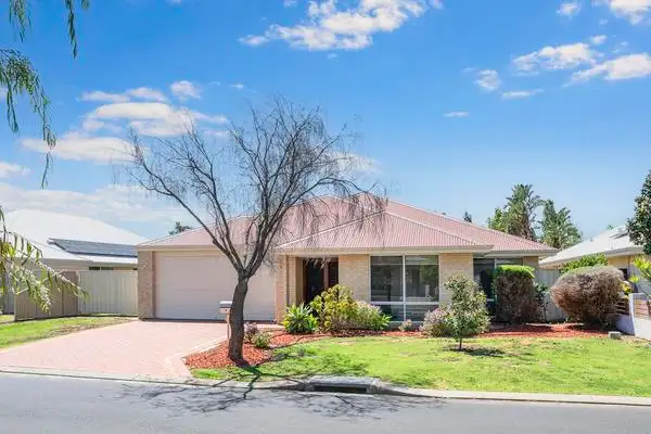 6 Mistral Bend, Yalyalup WA 6280