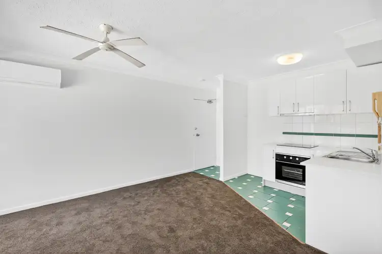 Fifth view of Homely apartment listing, 3/14 Darrambal Street, Chevron Island QLD 4217