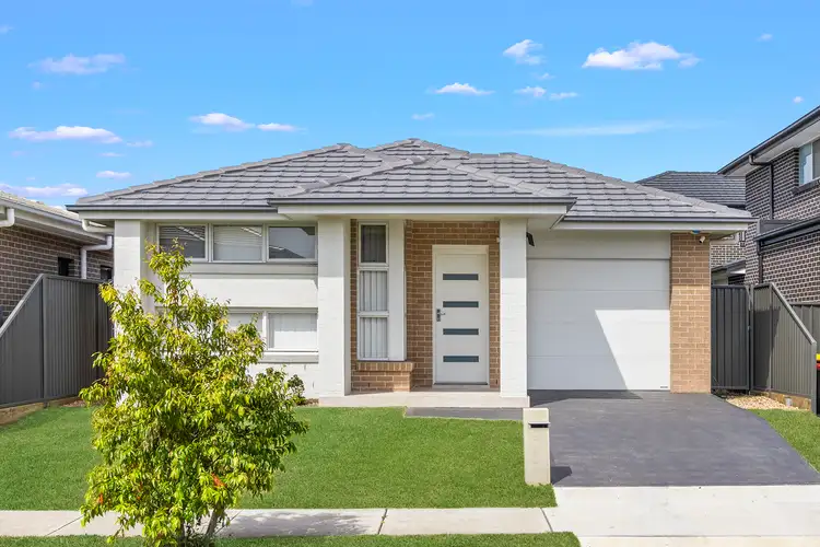 39 Caussade Crescent, Austral NSW 2179