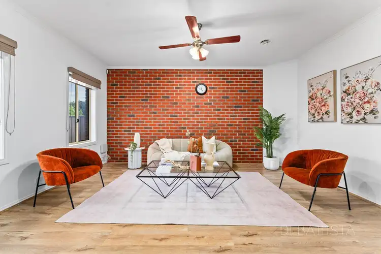 19 Parramatta Walk, Craigieburn VIC 3064