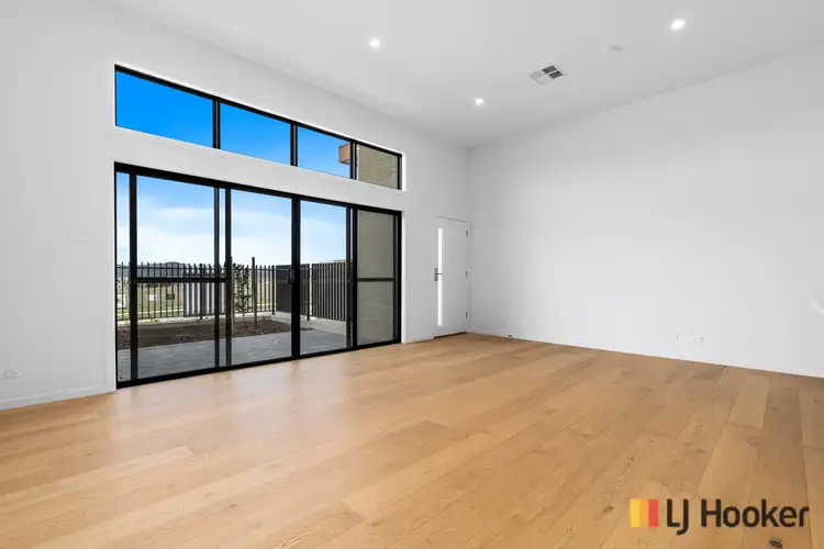 4 Edward Drive, Googong NSW 2620