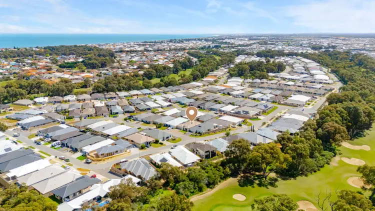 4 Gullane Way, Meadow Springs WA 6210